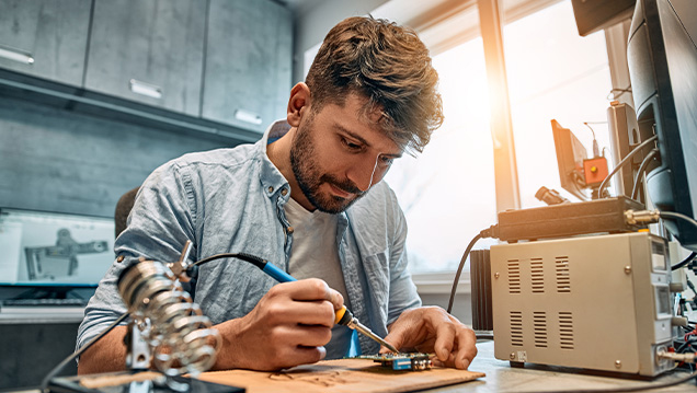 Techniker/in (Bachelor Professional in Technik) der Fachrichtung Elektrotechnik, Staatl. gepr.